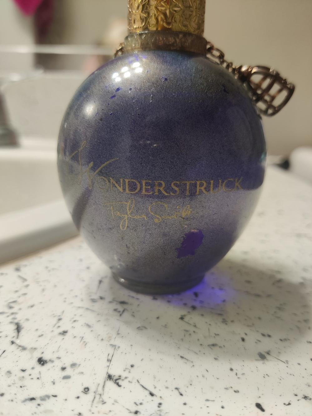 Taylor Swift Wonderstruck Iridescent Purple-Blue Bottle